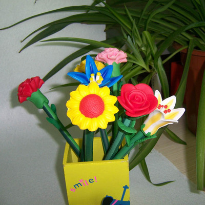 仿真花卉禮品——花卉圓珠筆的獨(dú)特魅力