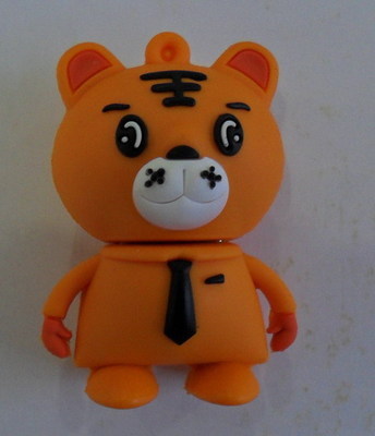 工廠直銷電子禮品USB 創(chuàng)意青花瓷U盤與電池U盤的特色與優(yōu)勢